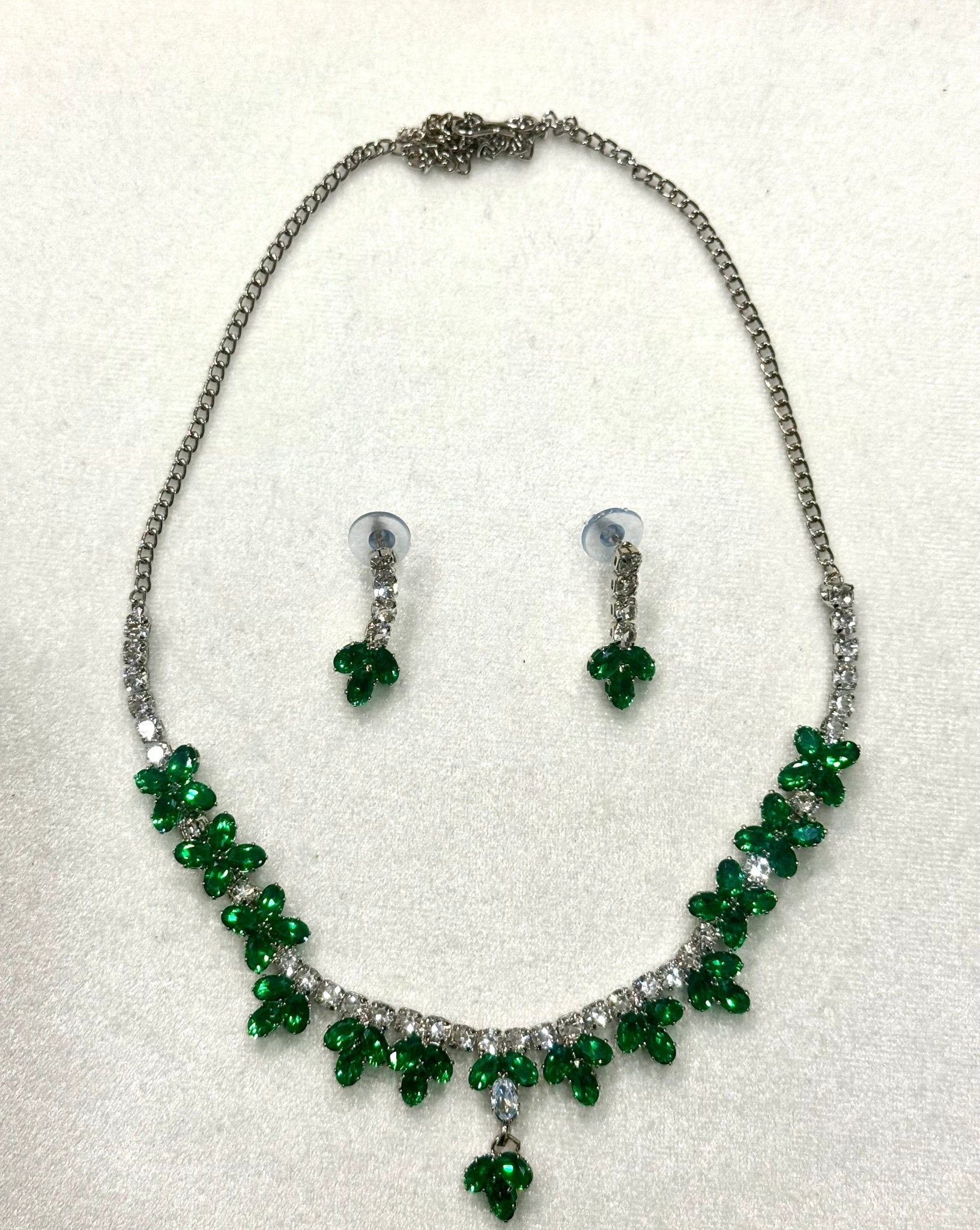 Green AD Stone Crystal Jewelry Set - DWEEP SARA