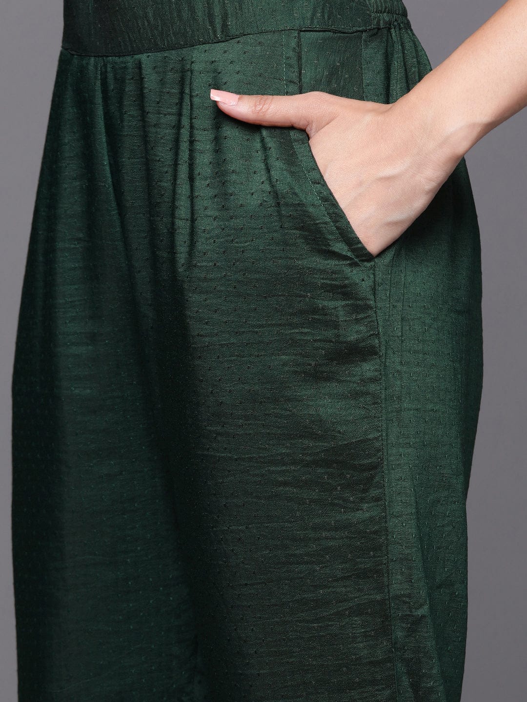 Green Embroidered Silk Blend Suit With Floral Dupatta - DWEEP SARA