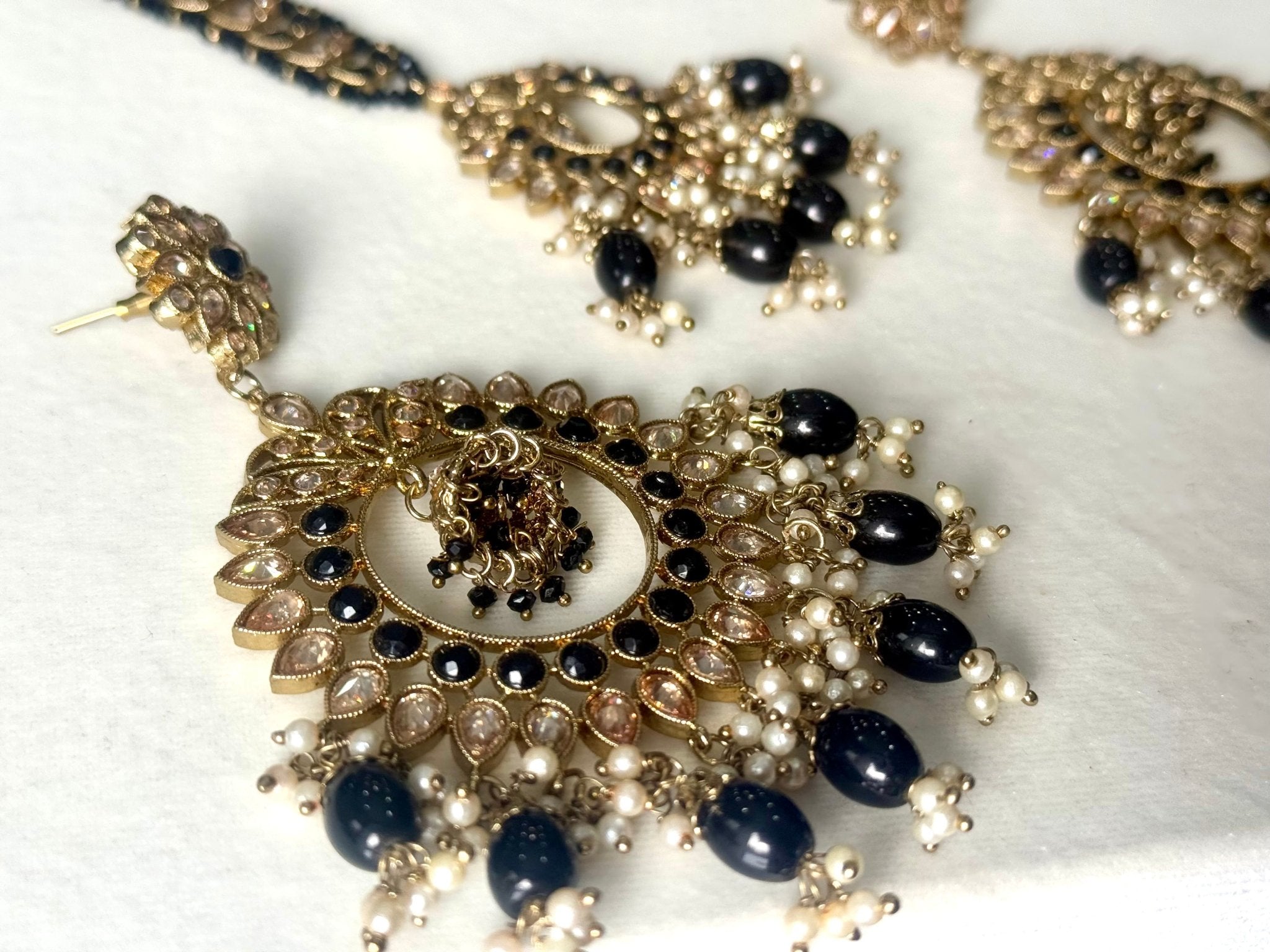 Indian Black Pearl Kundan Aalia Earrings Maang Tikka - DWEEP SARA