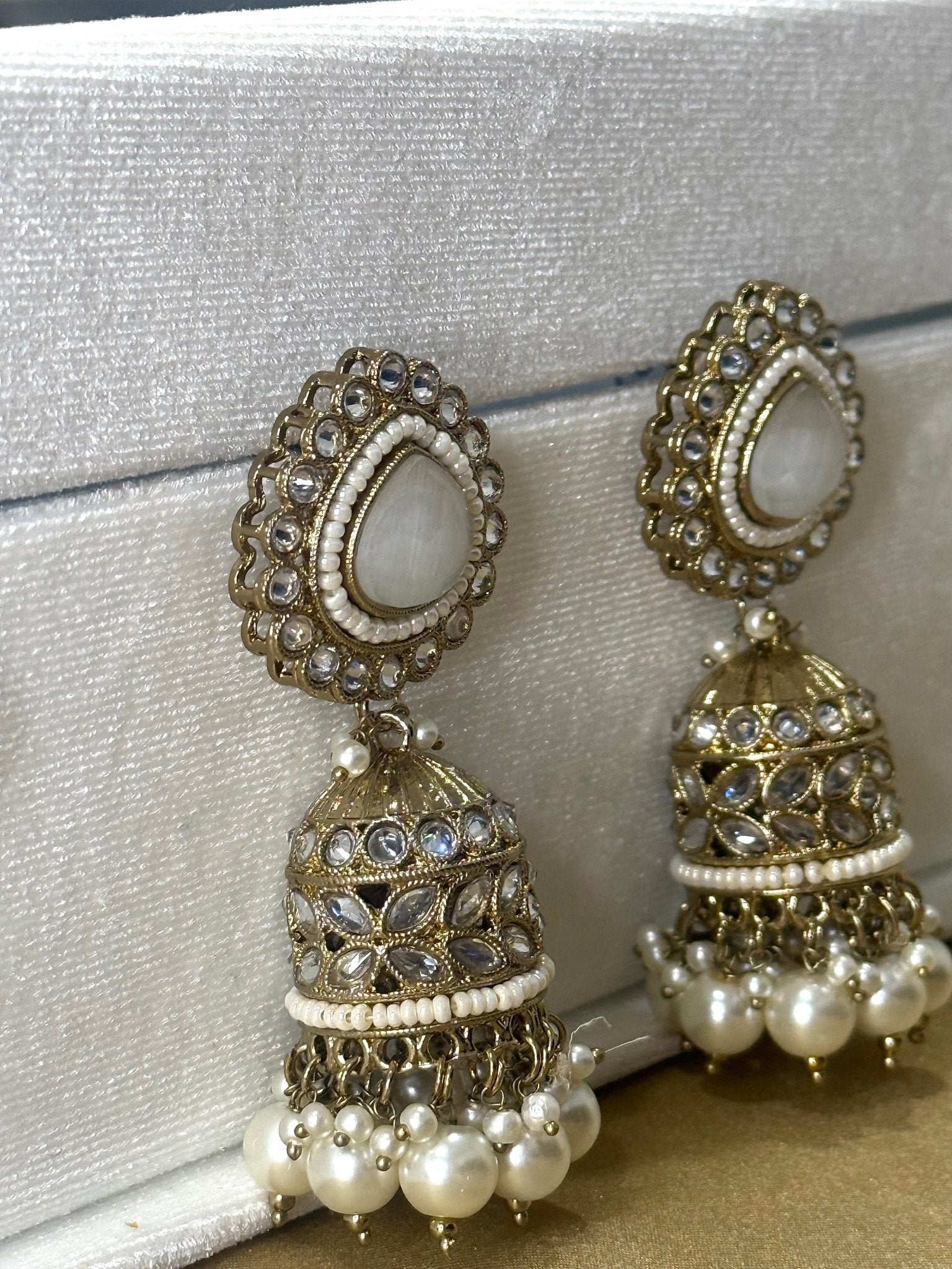 White Kundan Stone Pearl Jhumki Earrings - DWEEP SARA