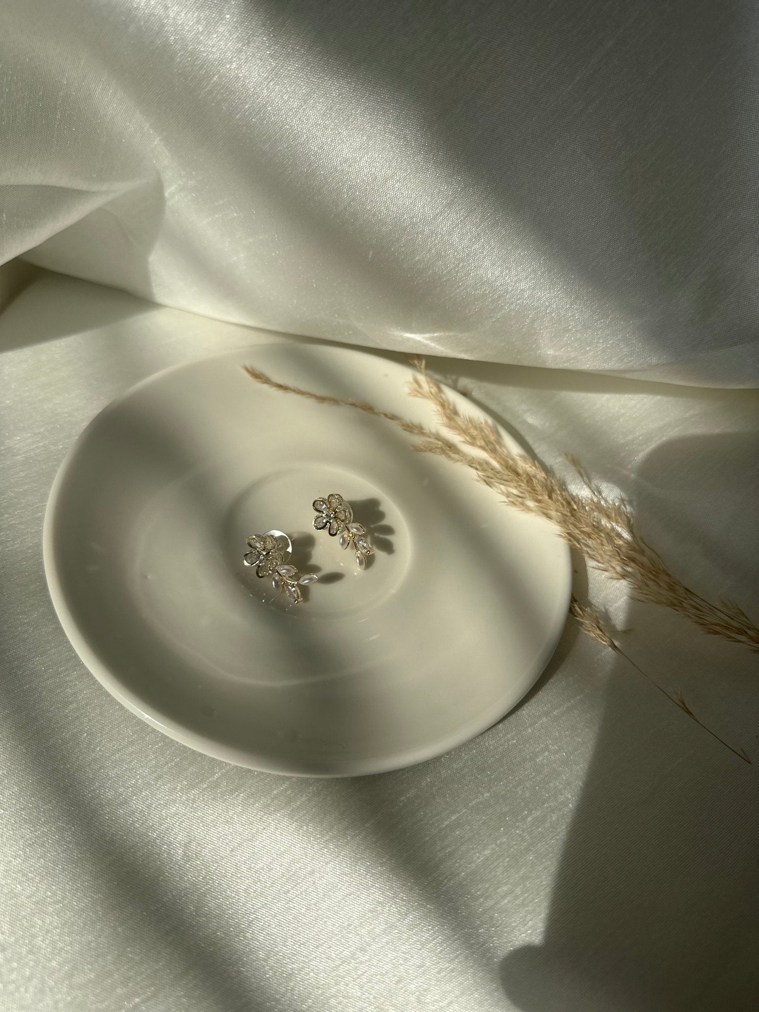 White Pearl Flower Stud Earrings - DWEEP SARA